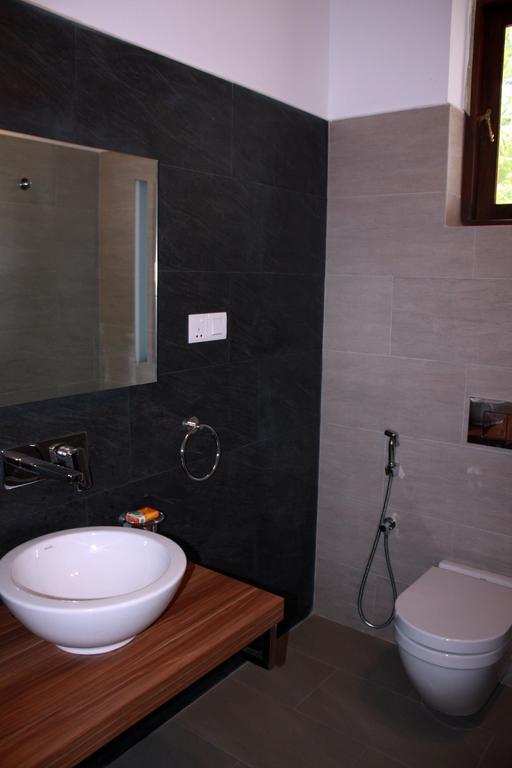 Hotel Aliya Lanka à Beruwala Extérieur photo