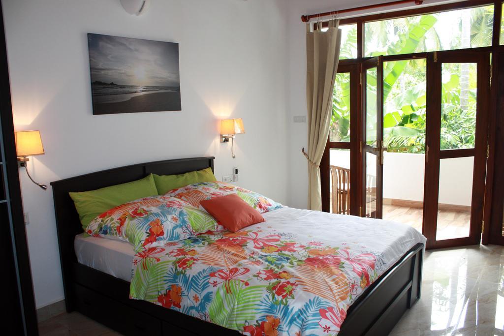 Hotel Aliya Lanka à Beruwala Extérieur photo