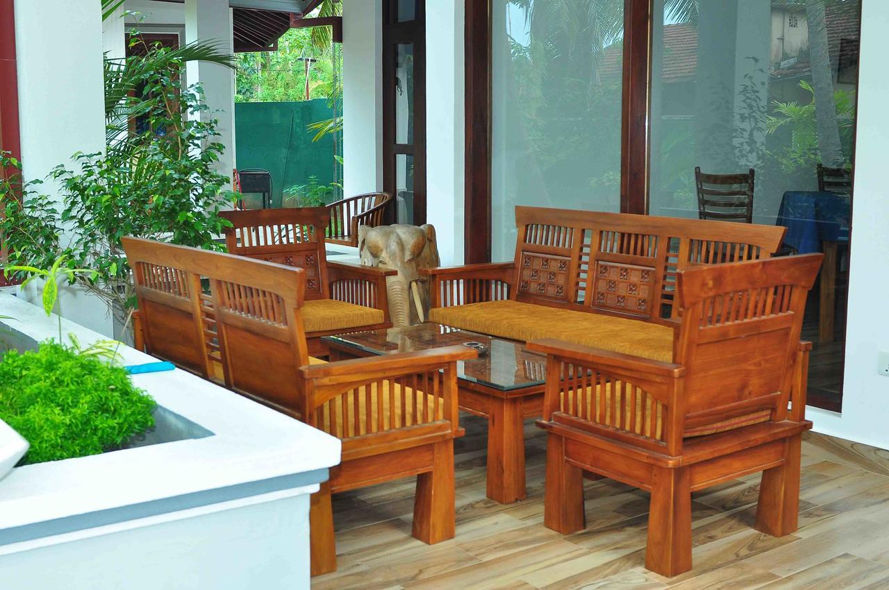 Hotel Aliya Lanka à Beruwala Extérieur photo